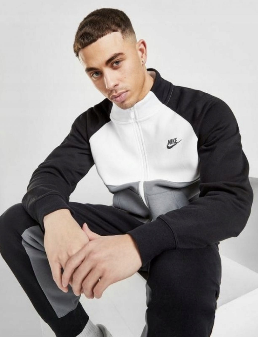 Костюм спортивный Nike Essential Fleece Suit