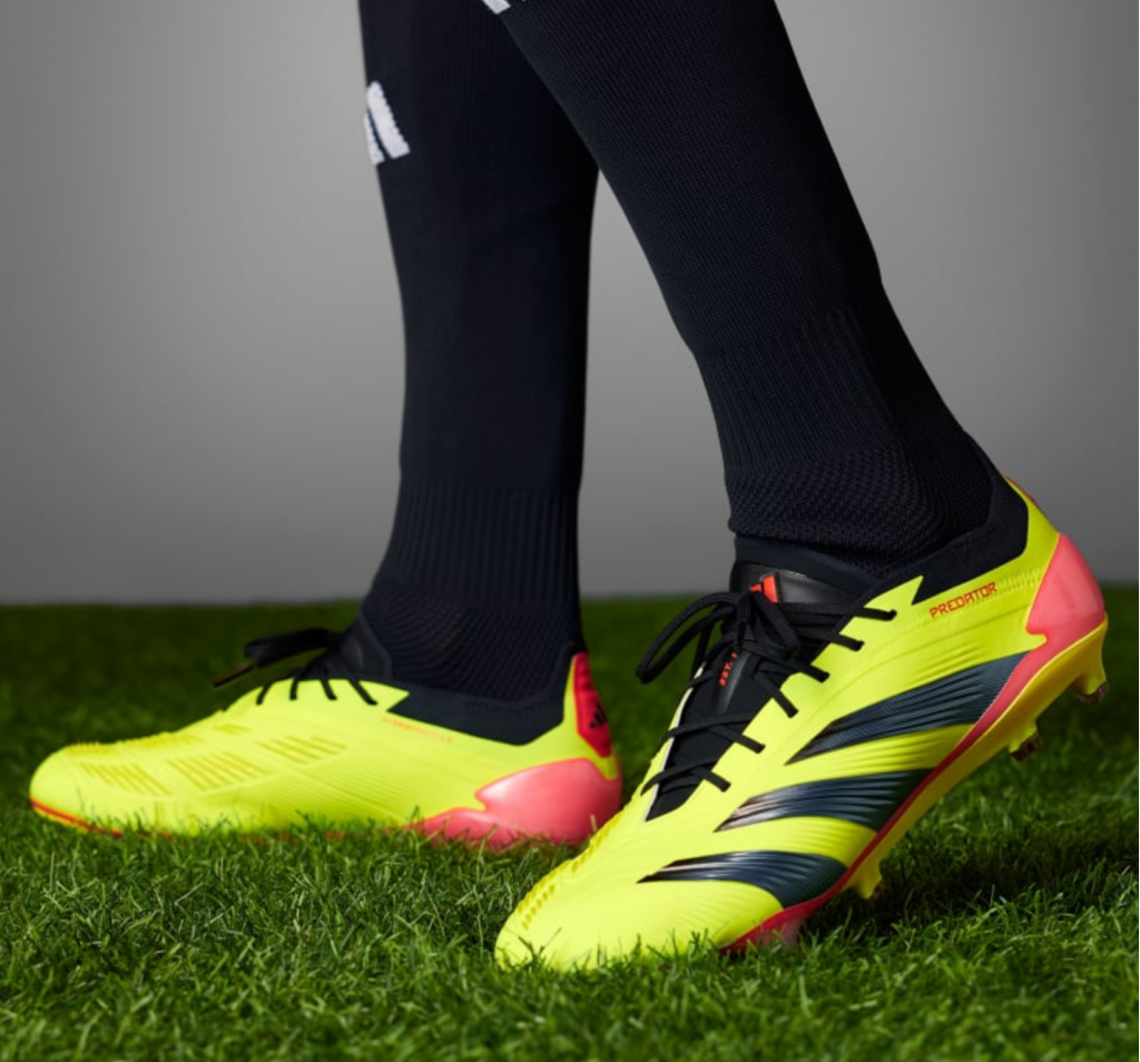 Бутсы профессиональные Adidas Predator Elite L FG
