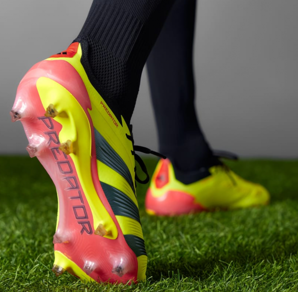 Бутсы профессиональные Adidas Predator Elite L FG