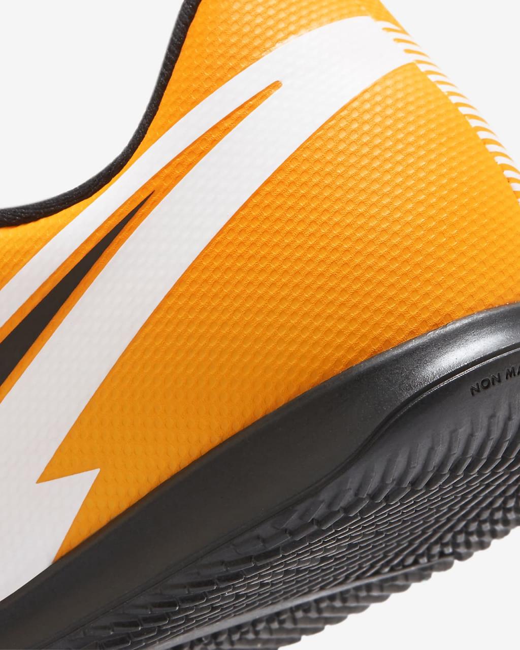 Футзалки детские Nike Mercurial Vapor 13 Club JR Indoor