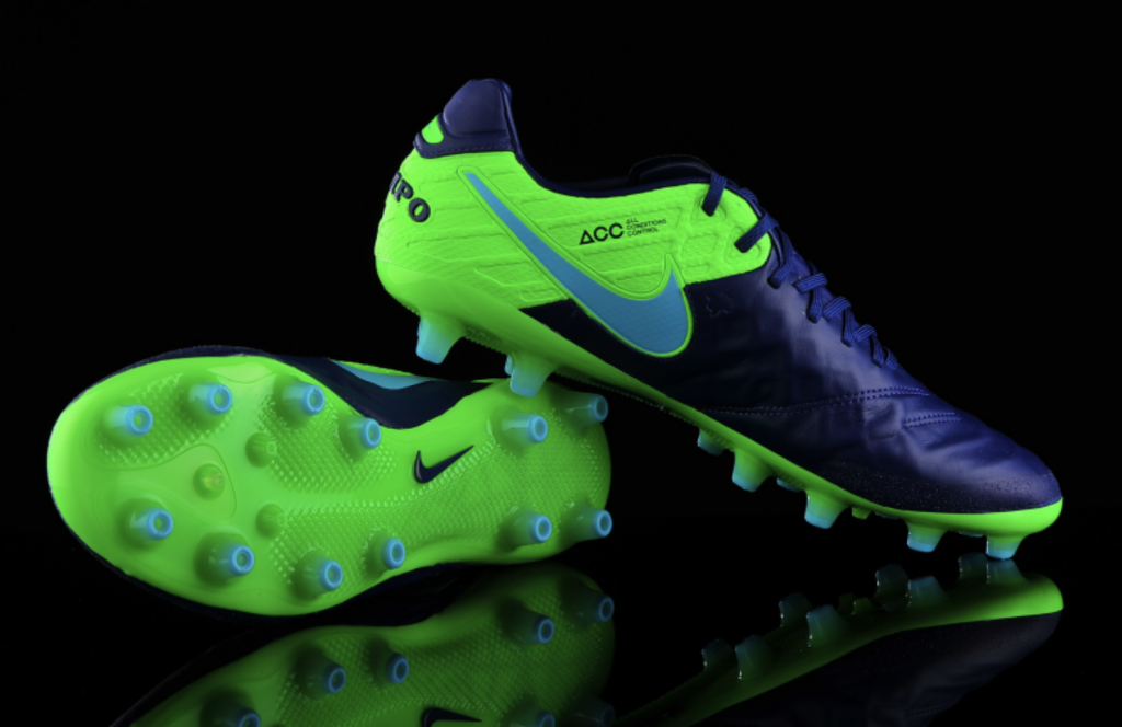Бутсы профессиональные Nike Tiempo Legend VI AG