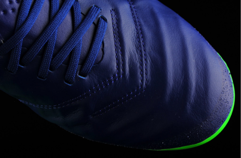 Бутсы профессиональные Nike Tiempo Legend VI AG