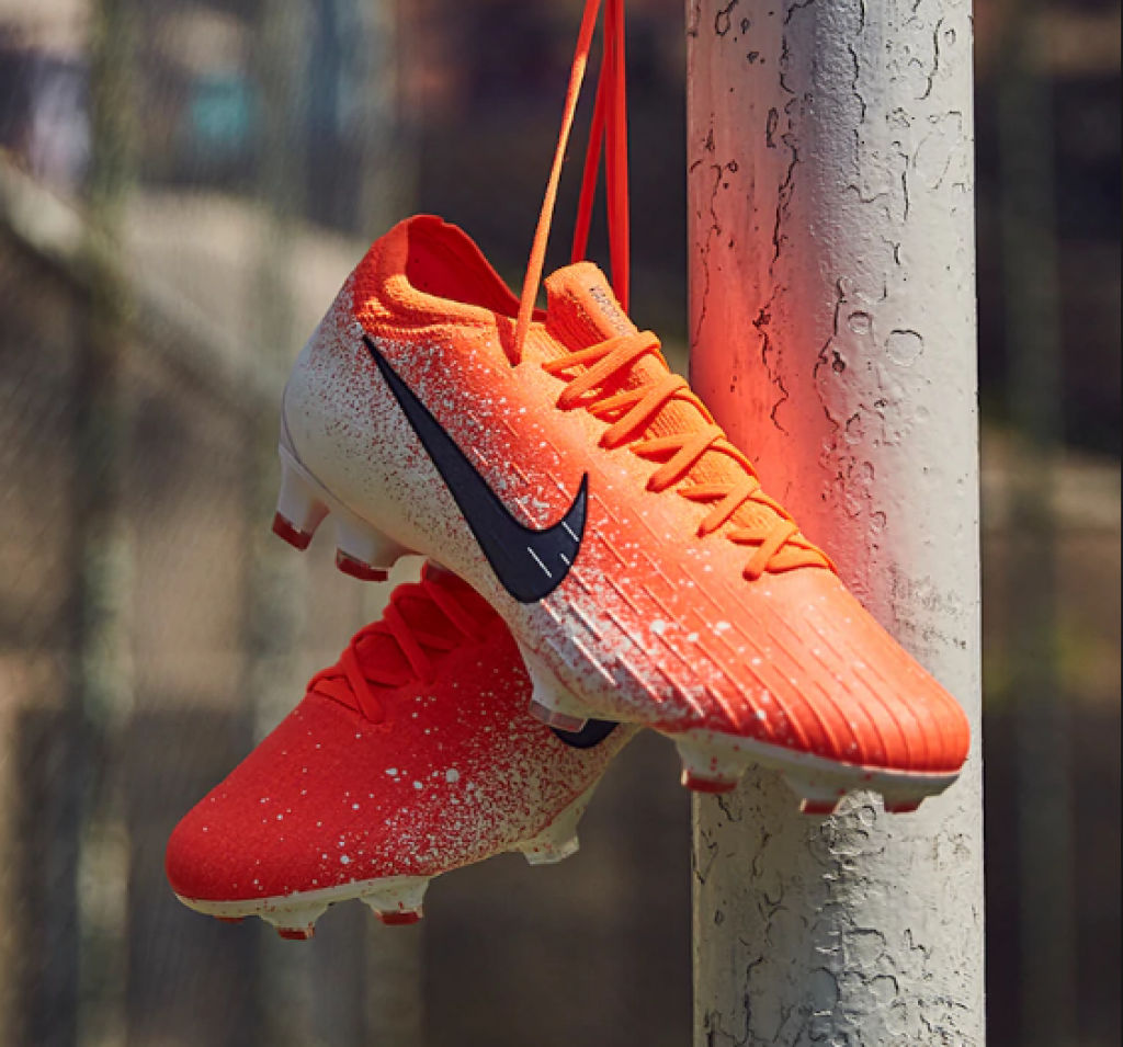 Бутсы профессиональные Nike Mercurial Vapor XII 360 Elite FG