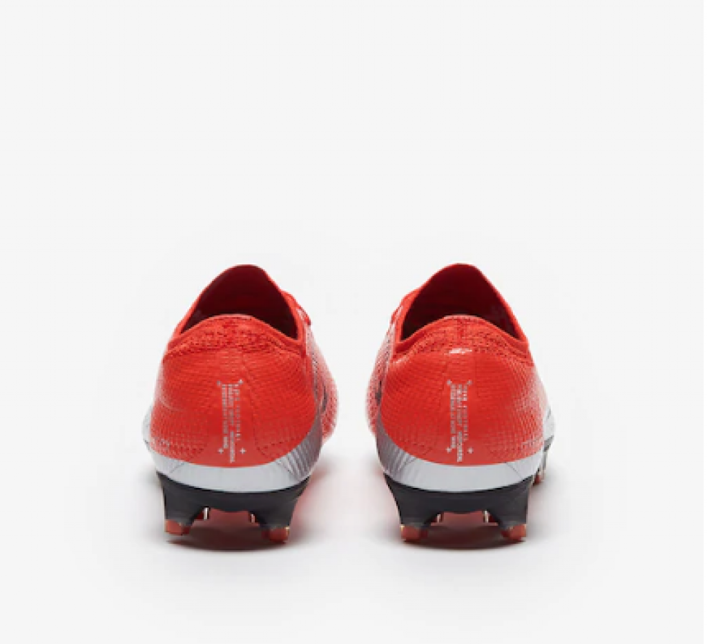 Бутсы профессиональные Nike Mercurial Vapor 13 Elite FG