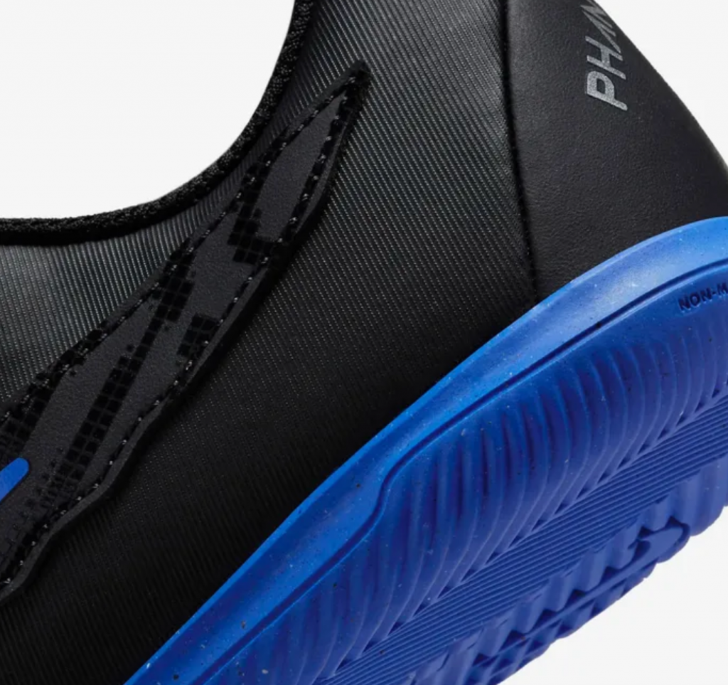 Детские футзакли Nike Phantom GX Club JR IN