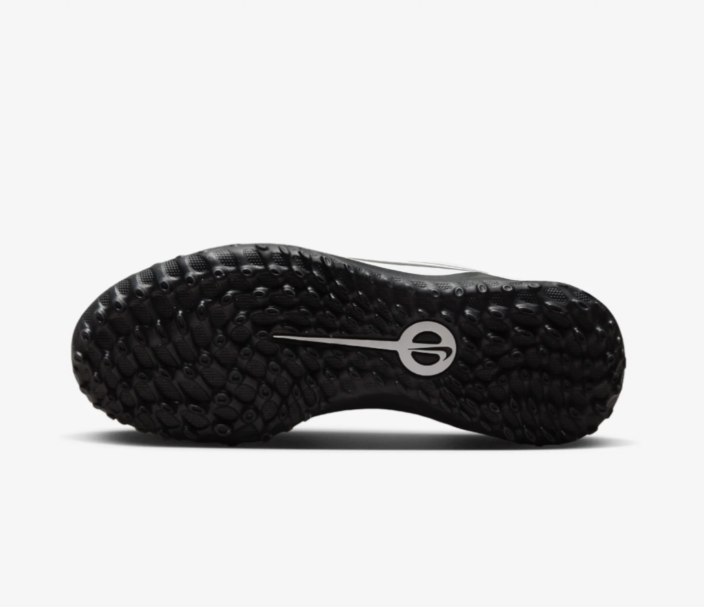 Шиповки детские Nike Tiempo Legend 10 Club JR TF