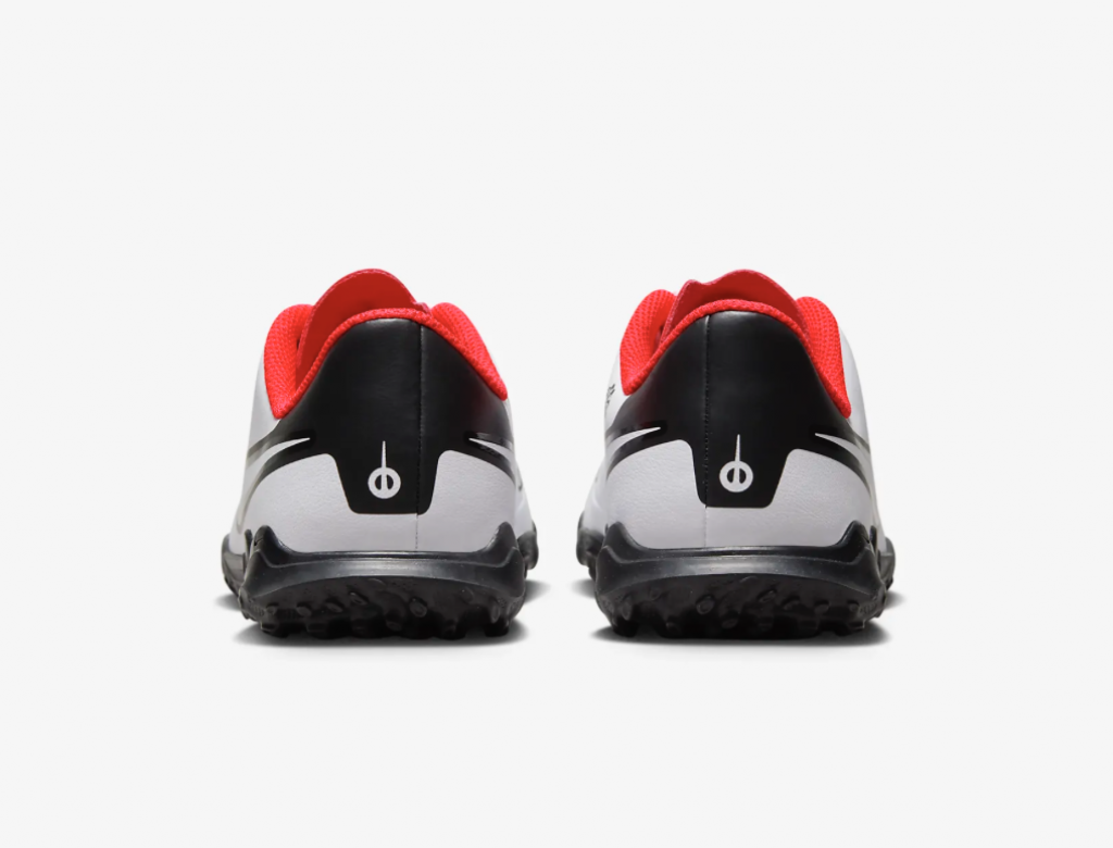Шиповки детские Nike Tiempo Legend 10 Club JR TF