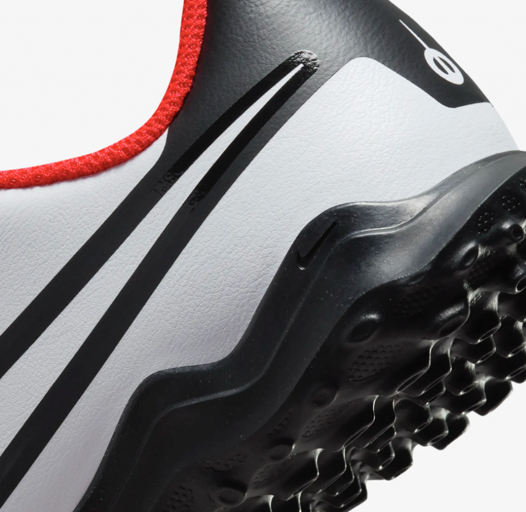 Шиповки детские Nike Tiempo Legend 10 Club JR TF