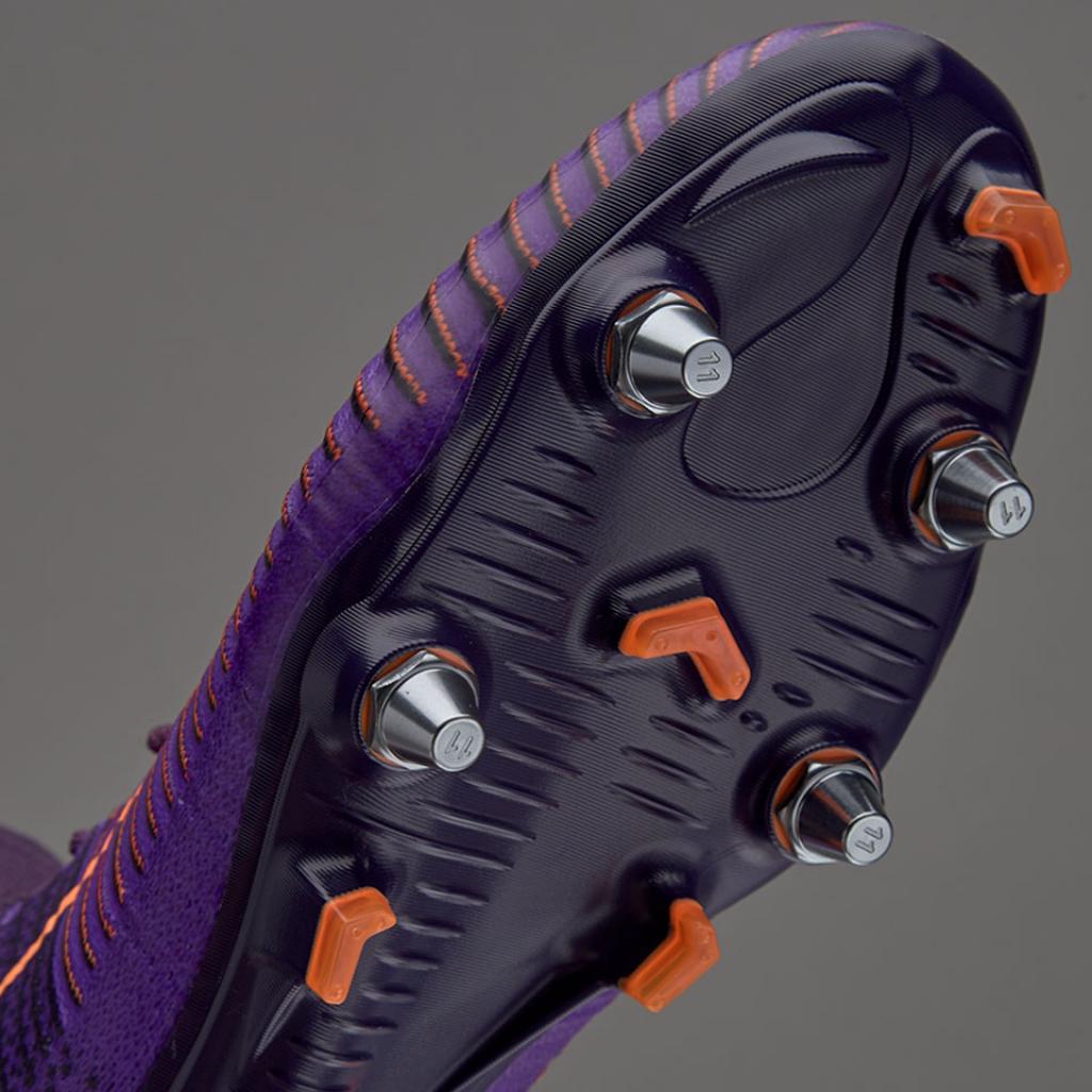 Бутсы профессиональные Nike Mercurial Superfly V SG-Pro