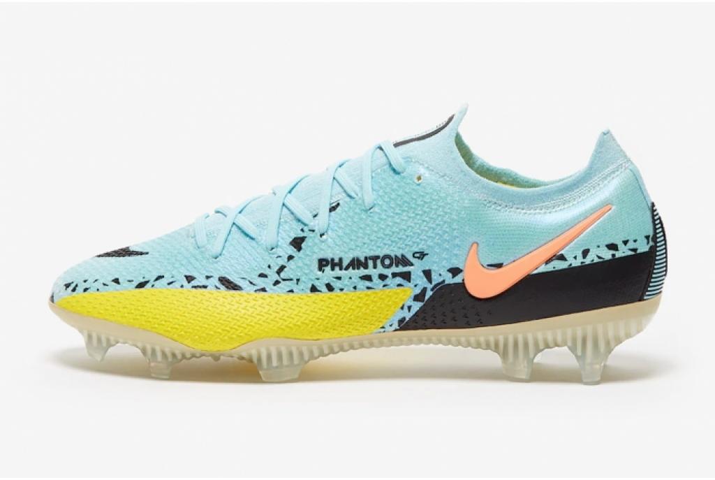 Бутсы профессиональные Nike Phantom GT2 Elite FG