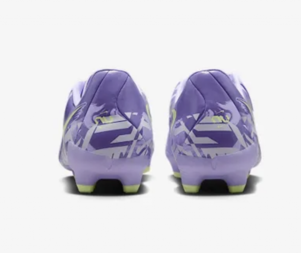 Бутсы Nike Phantom GX II Academy NU1 FG