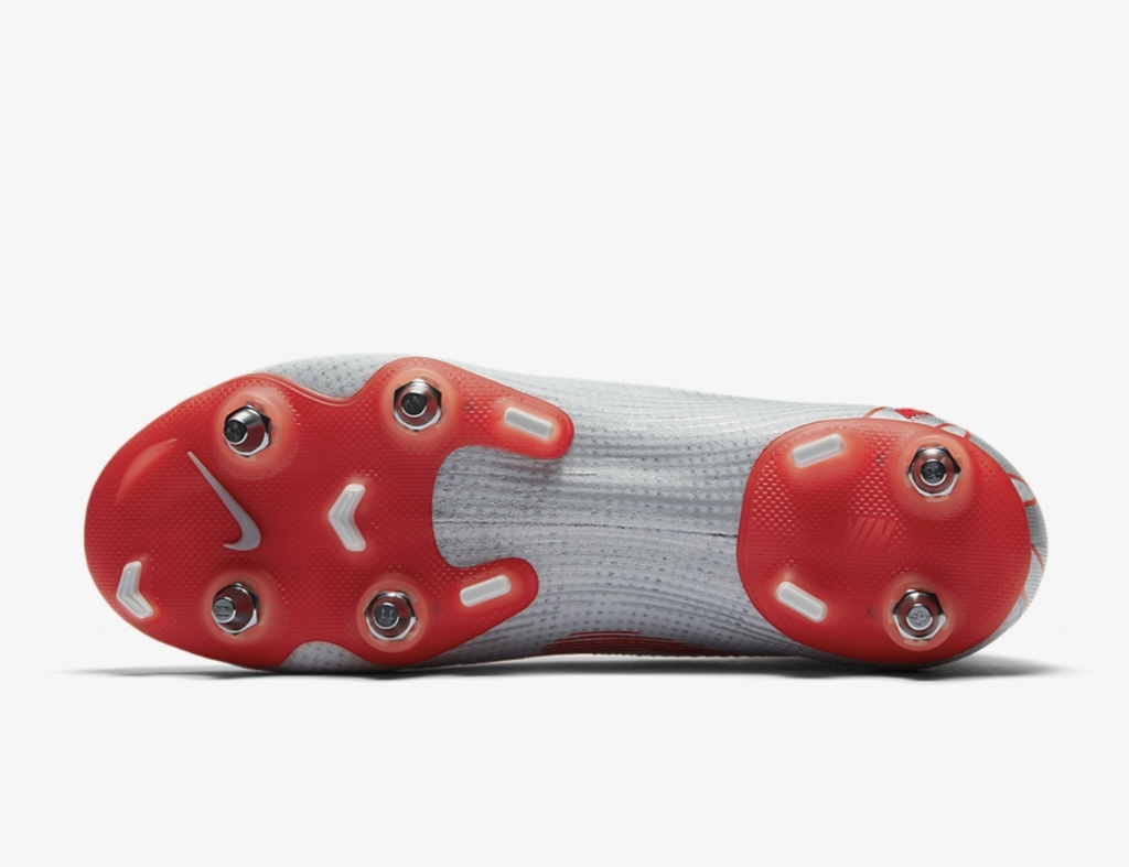 Бутсы профессиональные Nike Mercurial Superfly VI Elite DF SG-Pro
