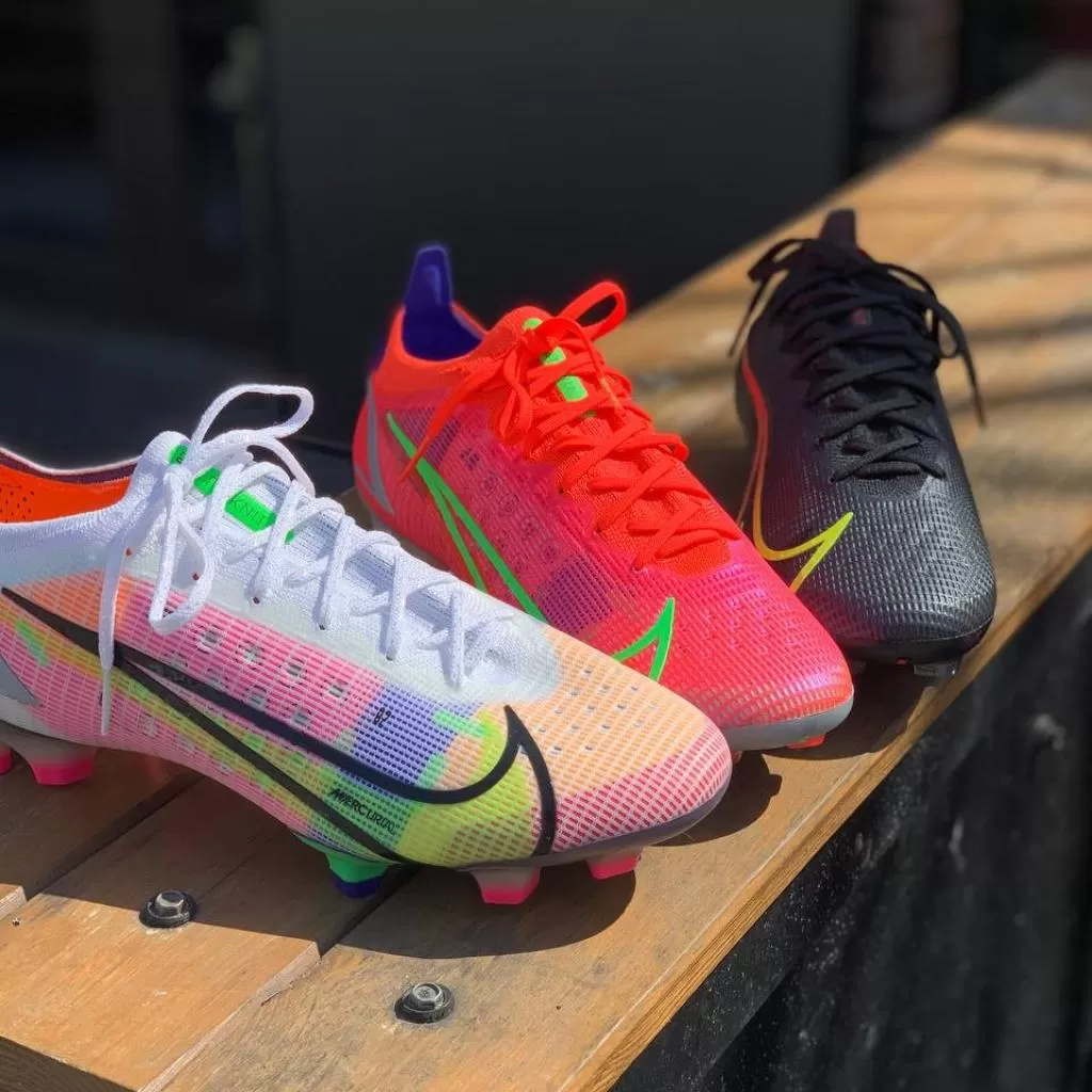Бутсы профессиональные Nike Mercurial Vapor 14 Elite FG