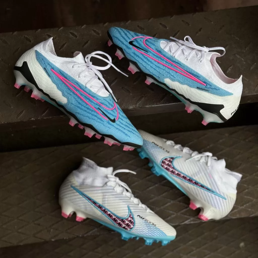 Бутсы профессиональные Nike Phantom GX Elite FG