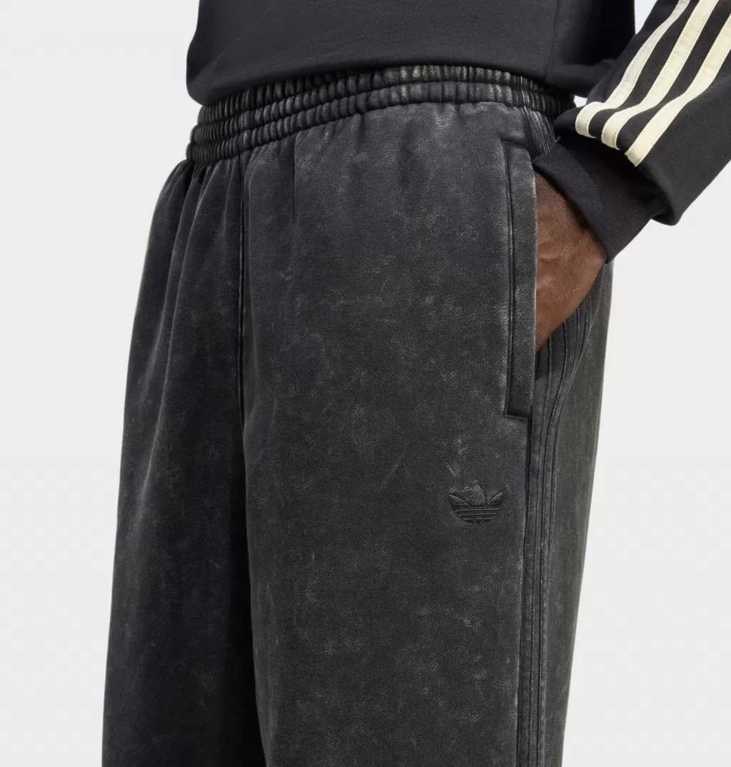Штаны Adidas Originals Washed Sweat Pants