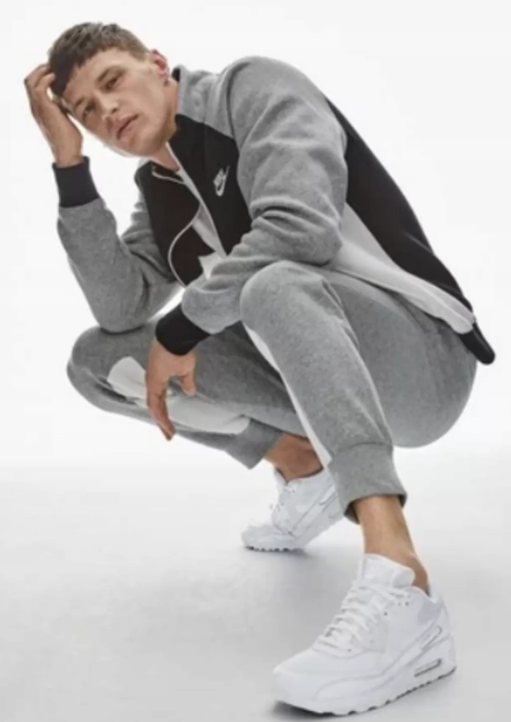 Костюм спортивный Nike Essential Fleece Suit