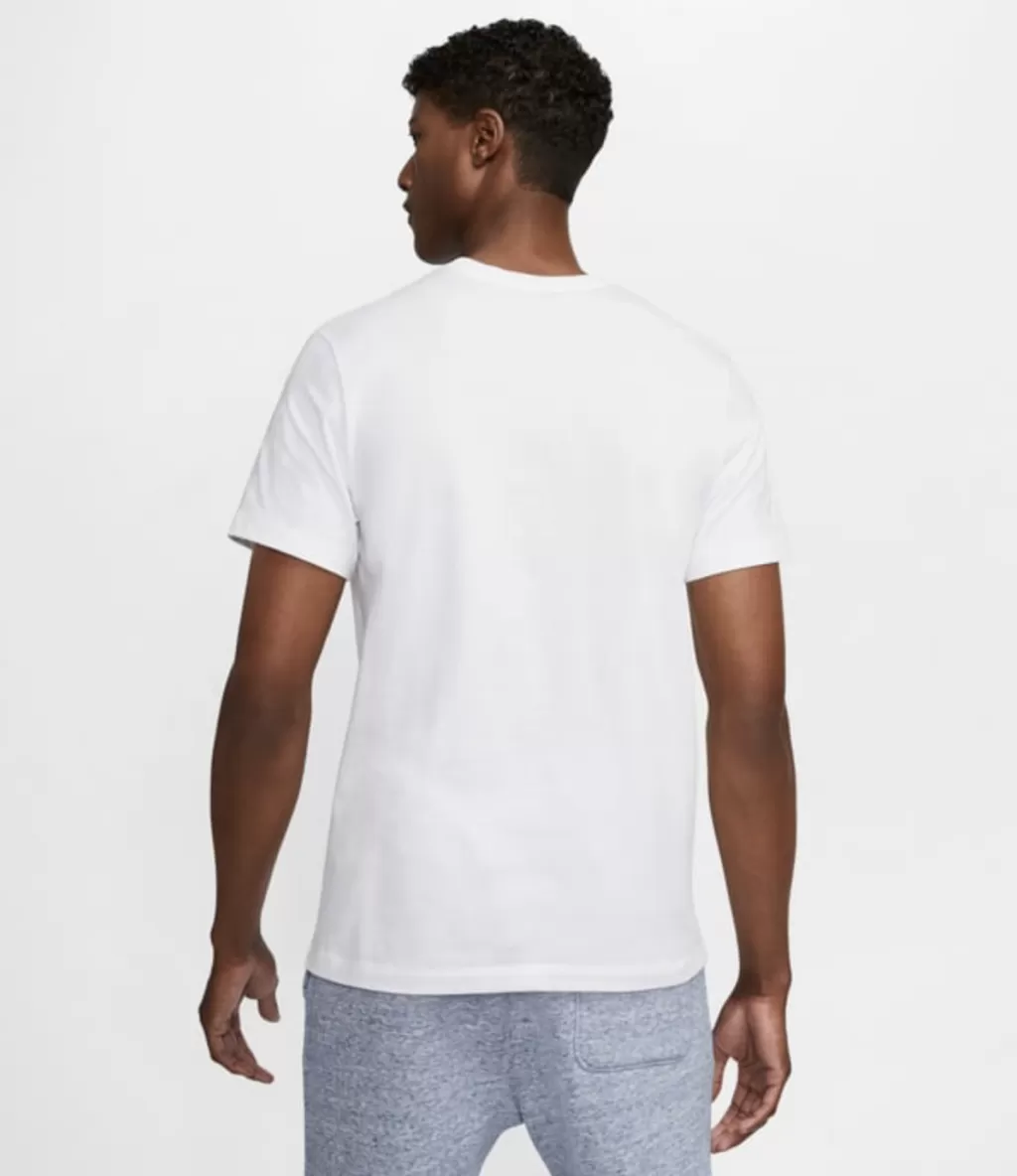 Футболка Nike Sportswear Club T Shirt