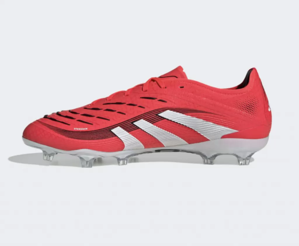 Бутсы полупрофессиональные Adidas Predator Pro FG