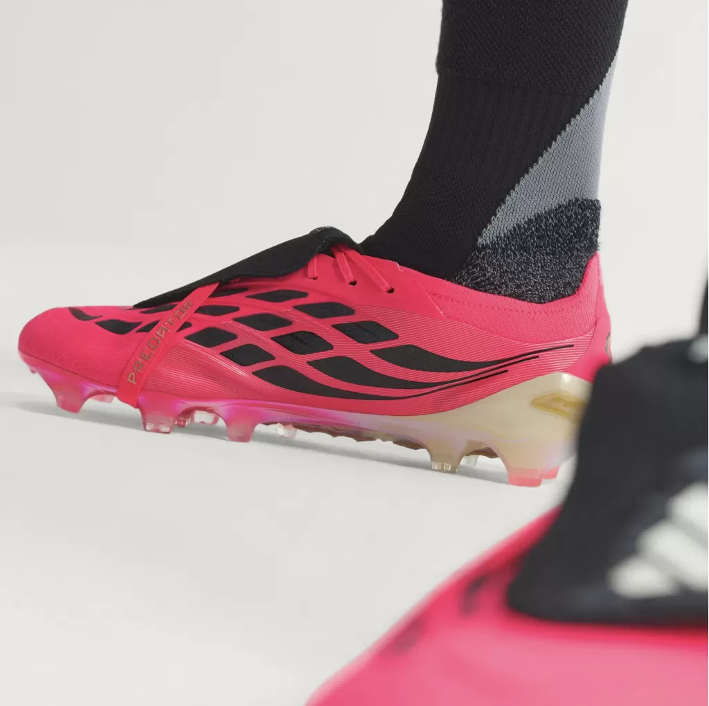 Бутсы профессиональные Adidas Predator Elite FT FG