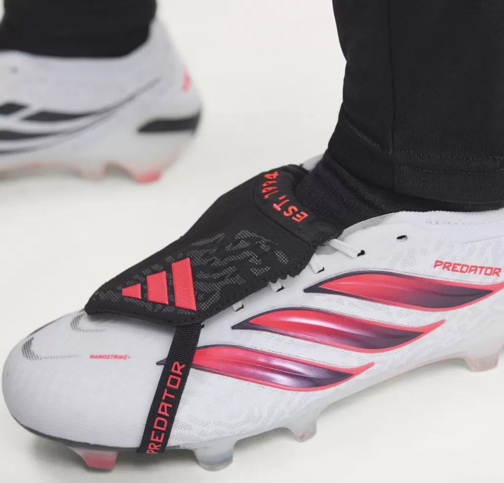 Бутсы профессиональные Adidas Predator Elite FT FG