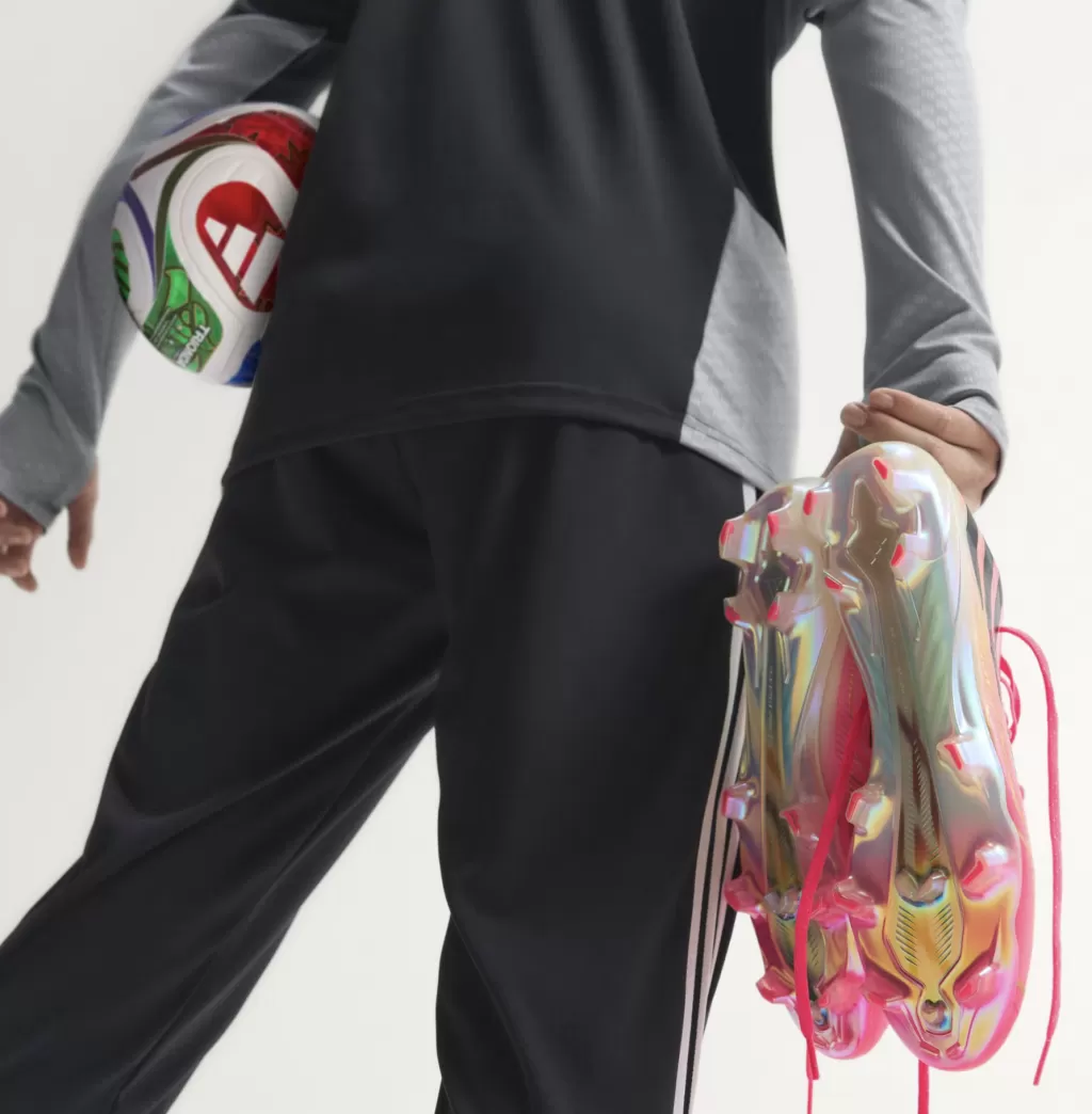 Бутcы профессиональные Adidas F50 Hyperfast Elite FG