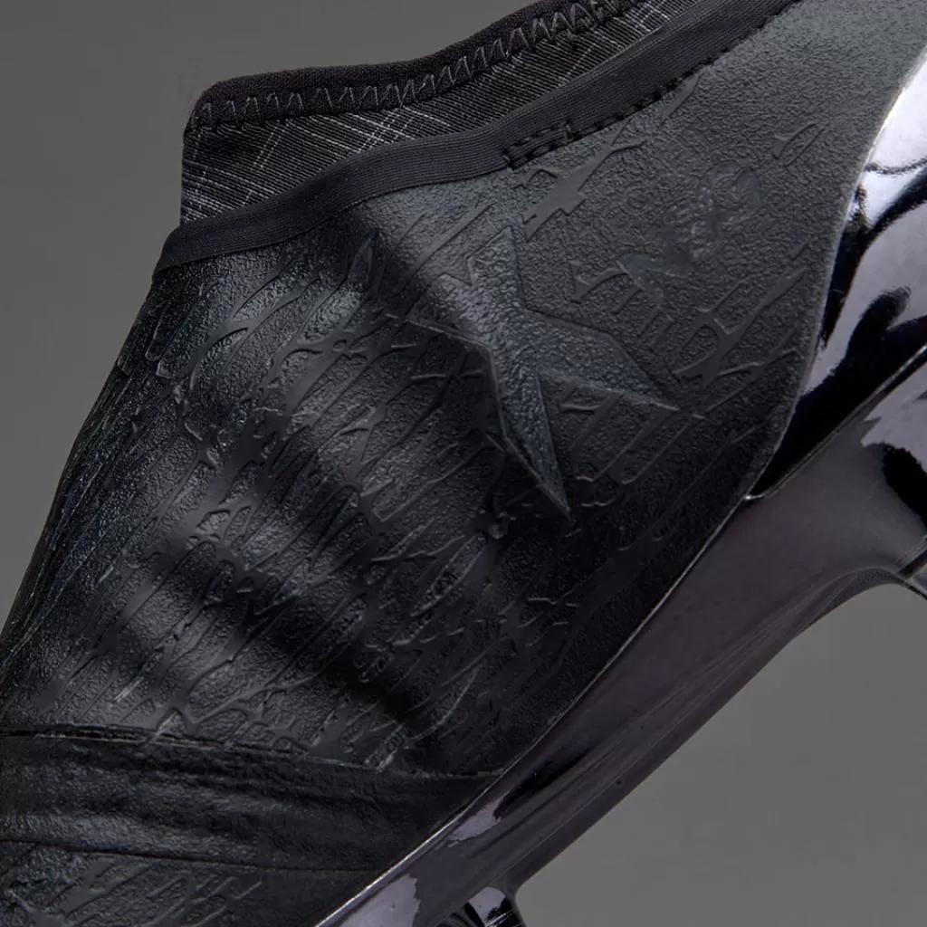 Бутсы профессиональные Adidas X 16+ Purechaos SG