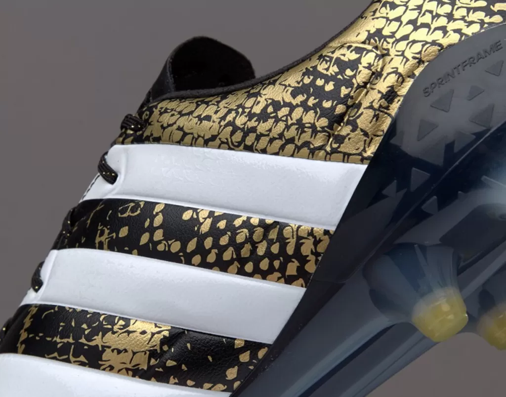 Бутсы профессиональные кожаные Adidas ACE16.1 Leather SG