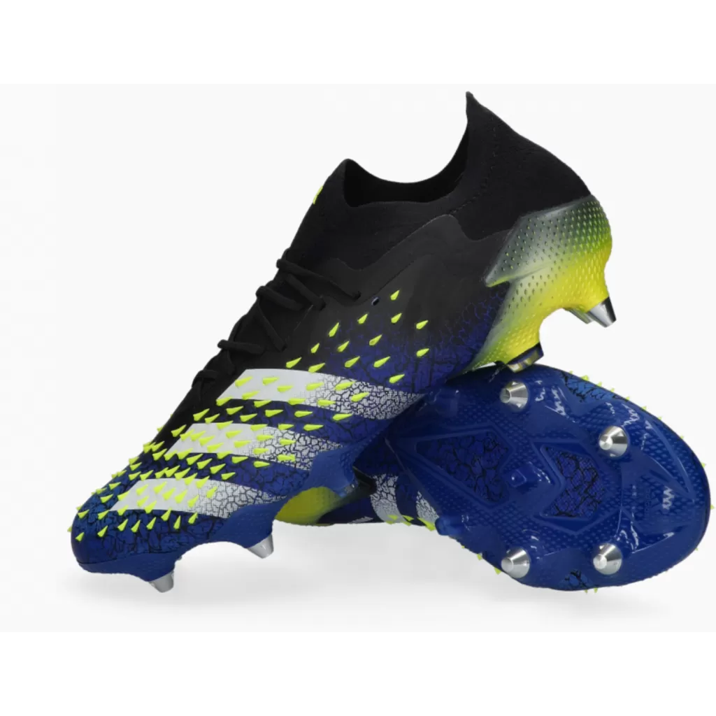 Бутсы профессиональные Adidas Predator Freak.1 L SG