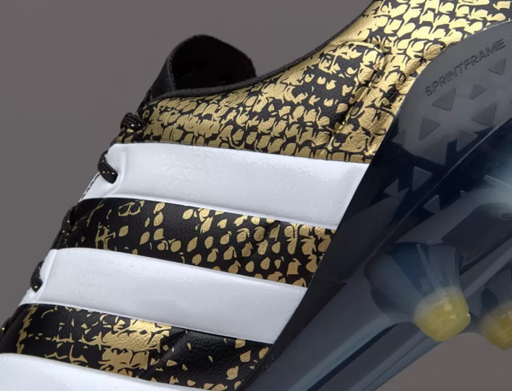 Бутсы профессиональные кожаные Adidas ACE16.1 Leather SG