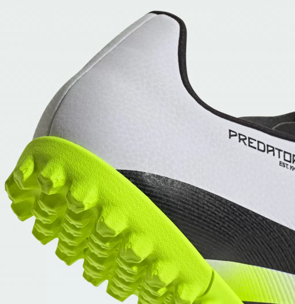 Шиповки Adidas Predator Club TF