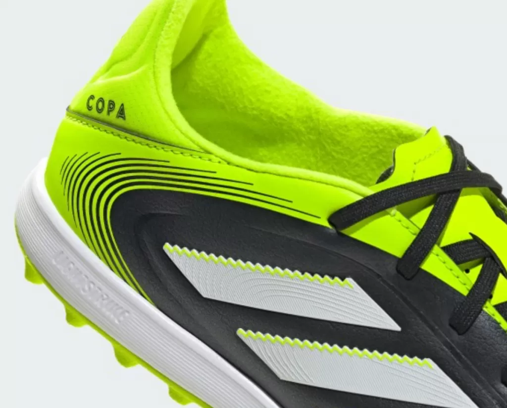 Шиповки Adidas Copa Pure 3 League TF