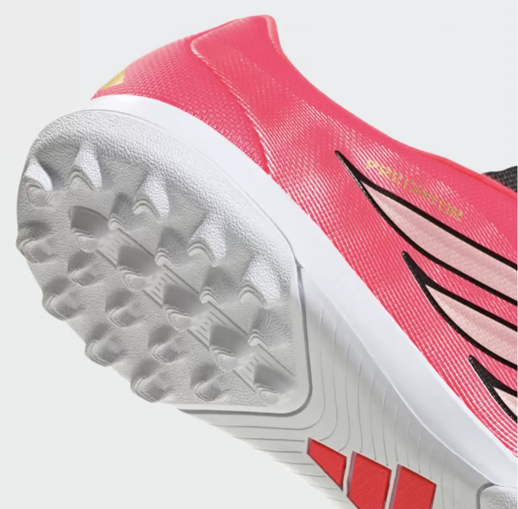 Шиповки Adidas Predator Club TF