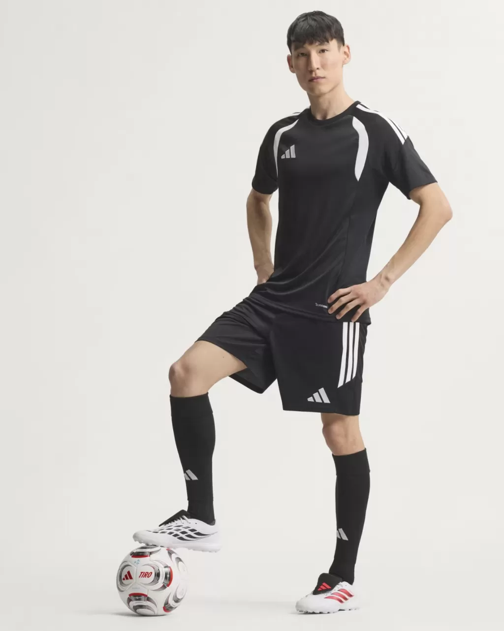 Шиповки Adidas Predator League FT TF