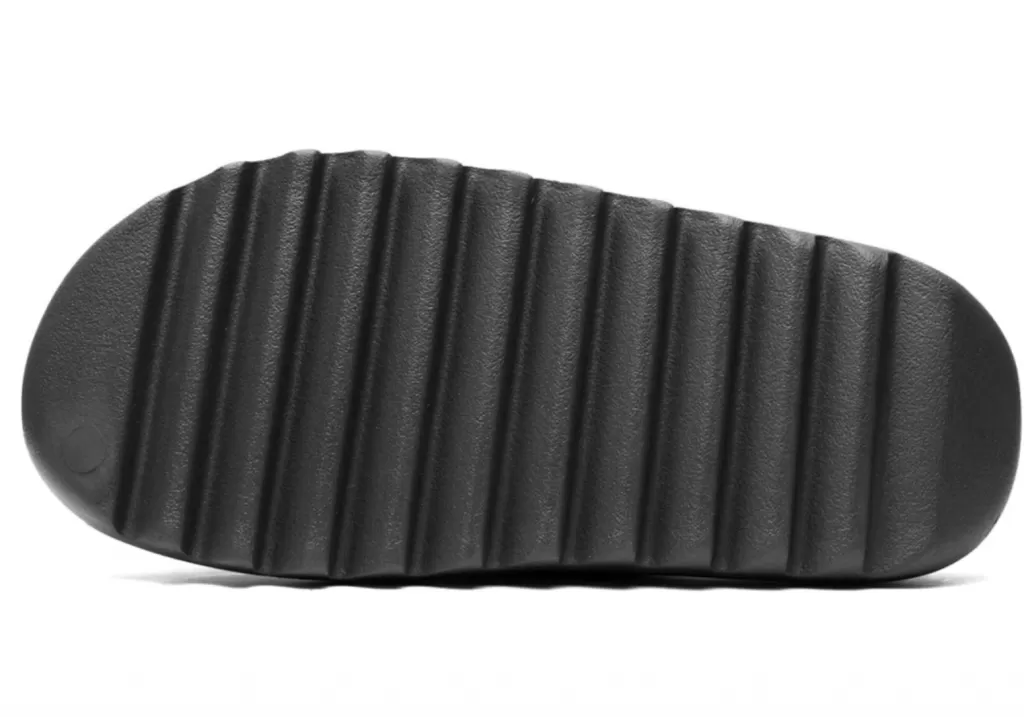 Сланцы Adidas YZY Dark Onyx SLIDE