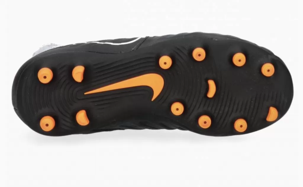 Бутсы детские Nike Tiempo Legend 7 Club JR FG