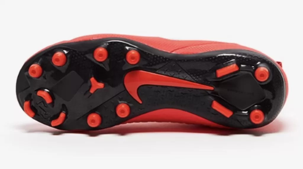 Бутсы детские Nike Phantom VSN Club DF JR FG