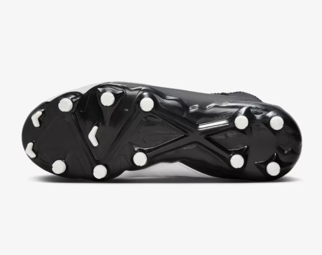 Бутсы детские Nike Phantom Luna II Academy JR FG