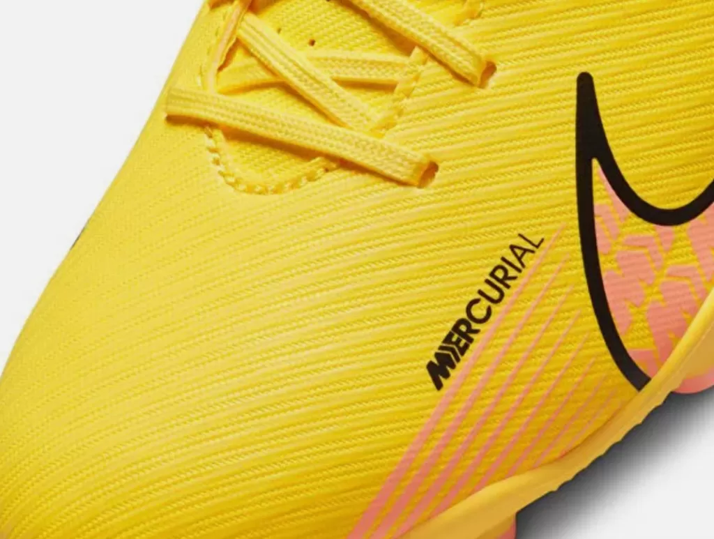 Бутсы детские Nike Mercurial Vapor 15 Club JR MG/FG