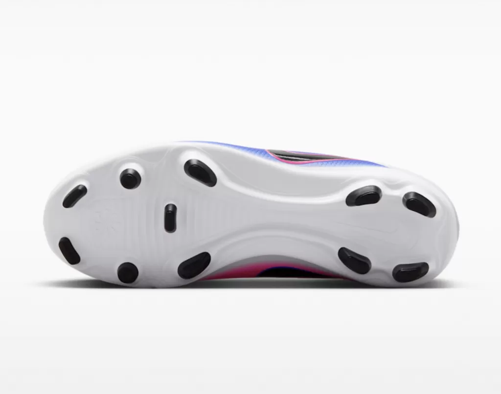 Бутсы детские Nike Tiempo Maestro Club JR FG