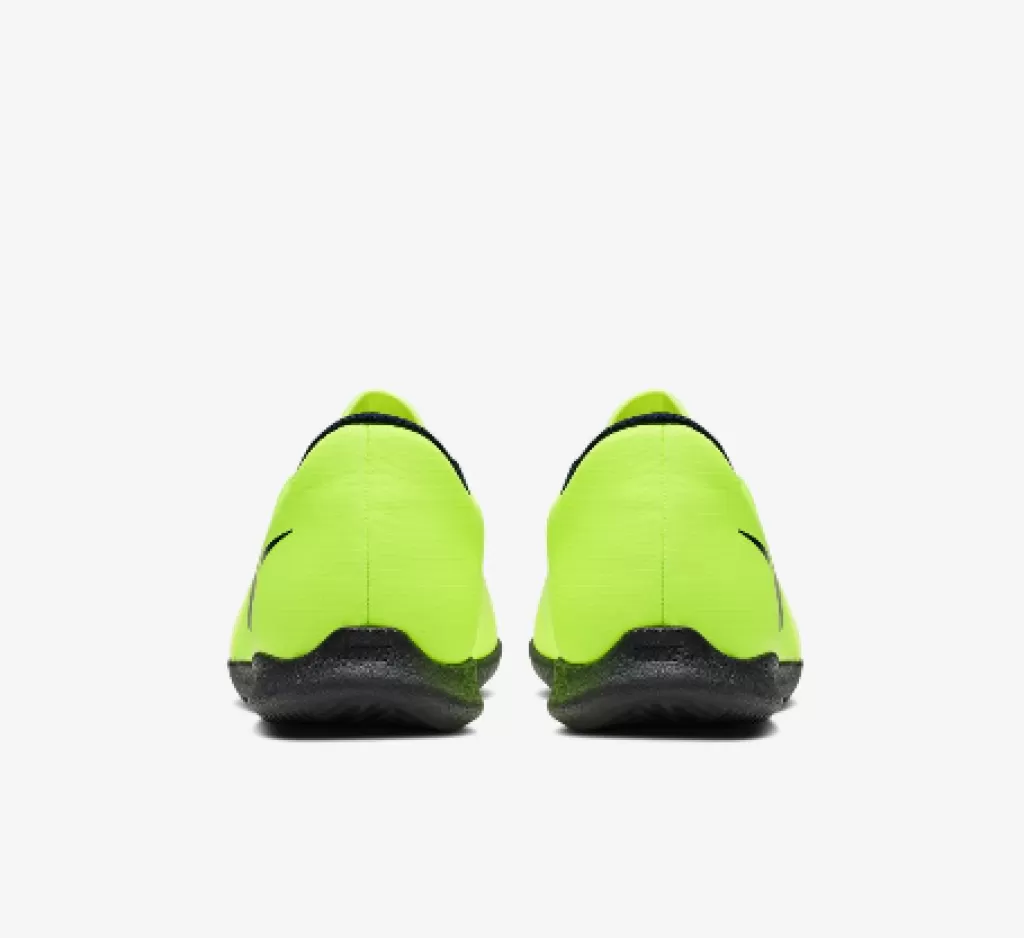 Футзалки детские Nike Phantom Venom Club JR Indoor