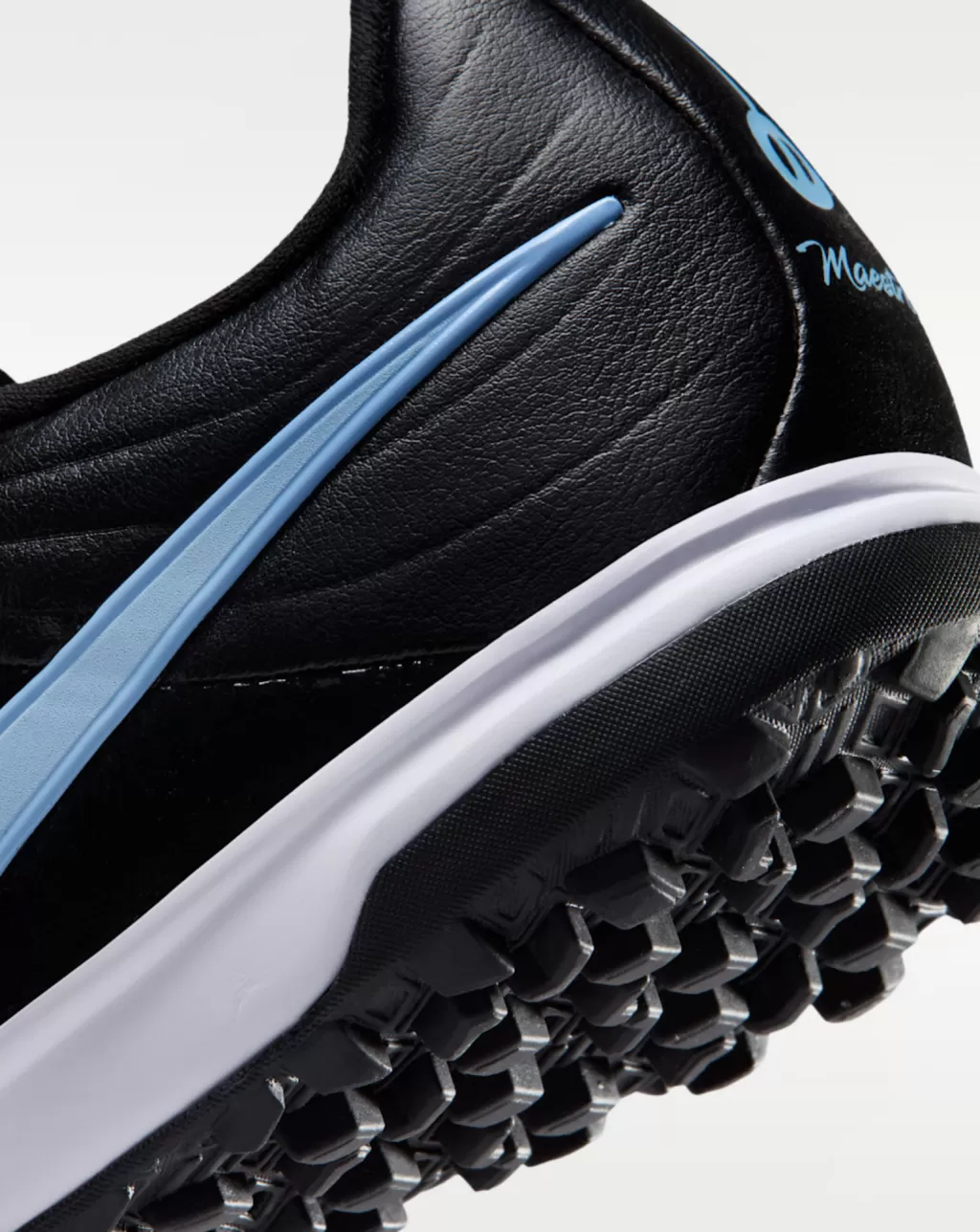 Шиповки детские Nike Tiempo Maestro 10 Academy JR TF
