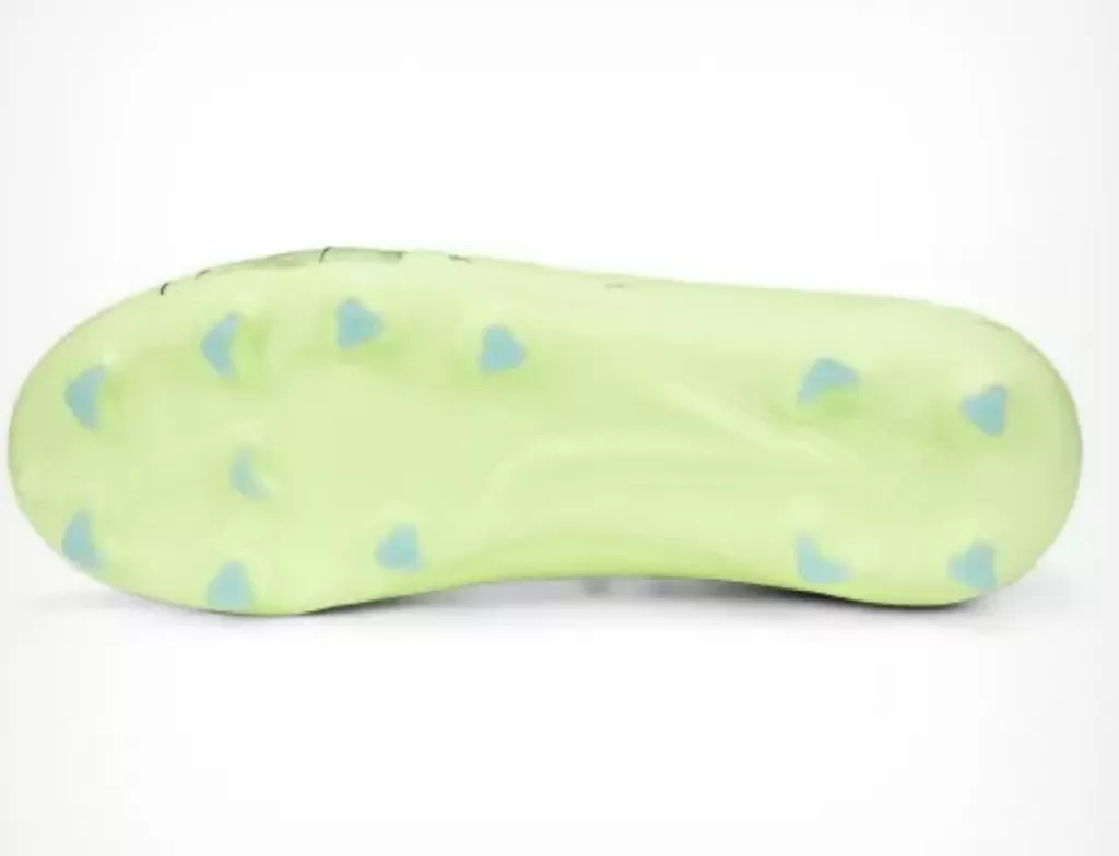 Бутсы детские полупрофессиональные Puma Ultra Pro JR FG/AG