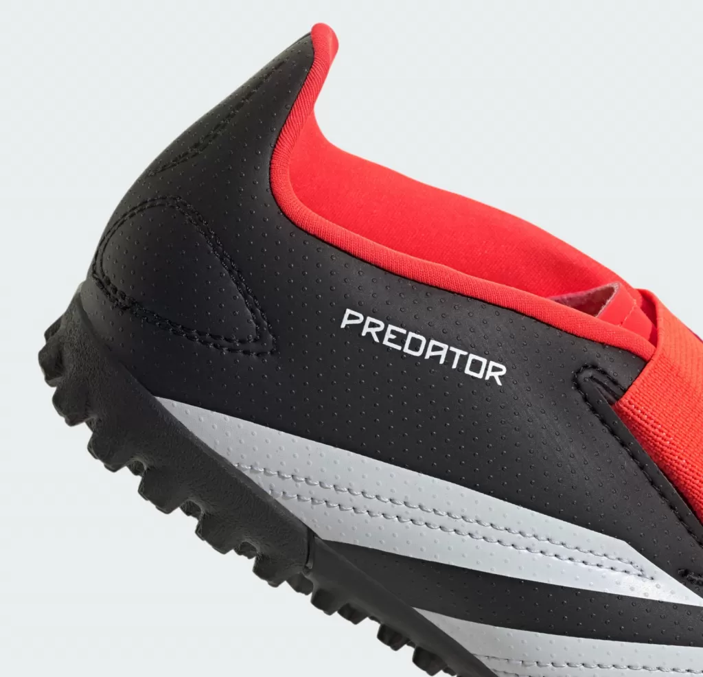 Шиповки детские Adidas Predator Club JR TF