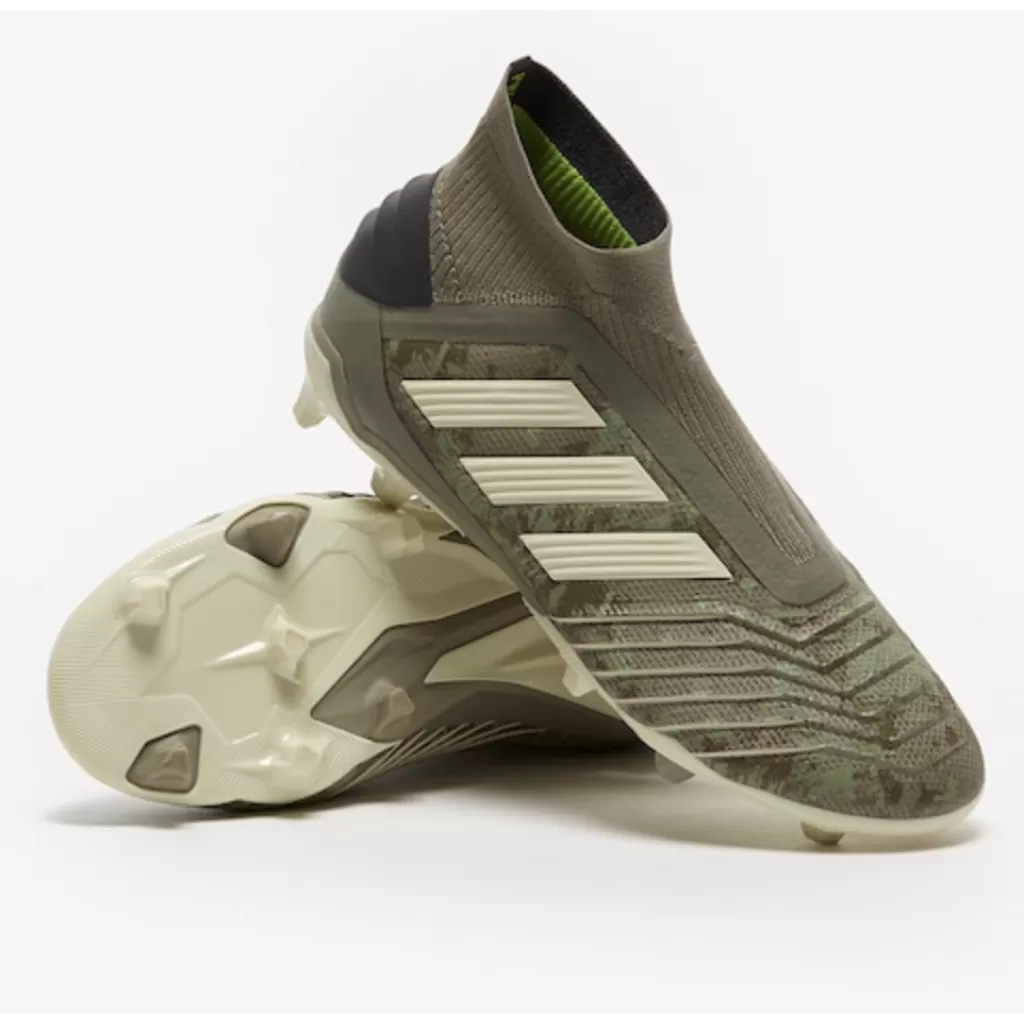 Бутсы профессиональные детские Adidas Predator 19+ JR FG