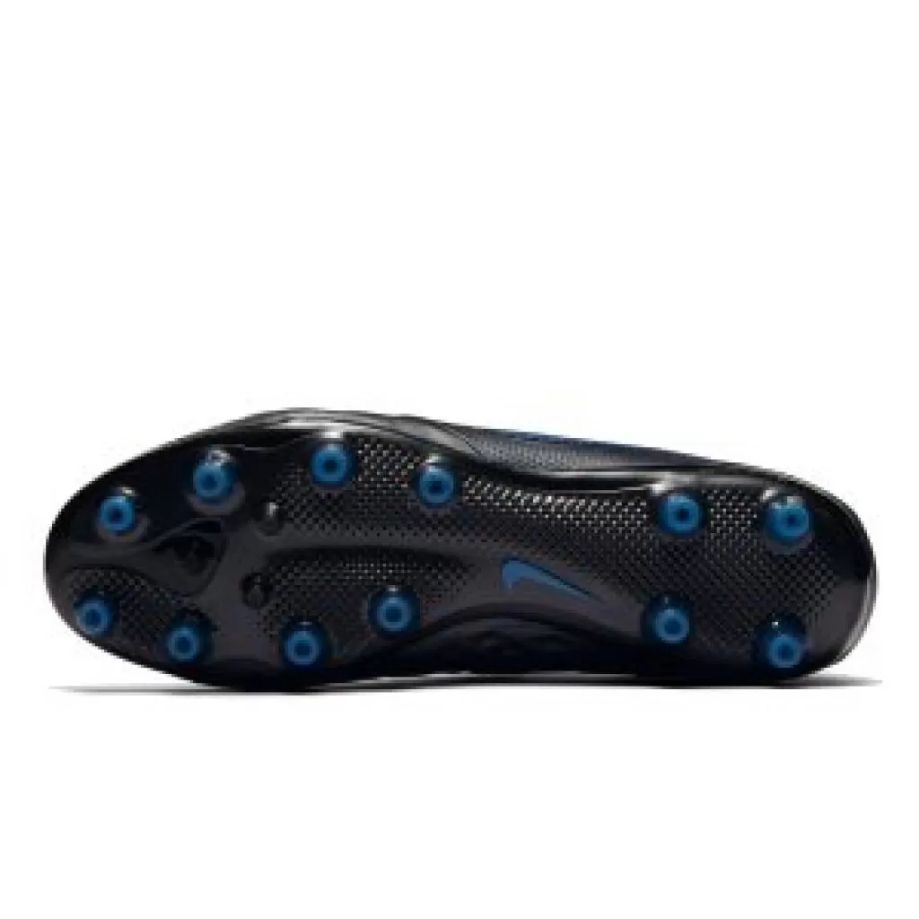 Бутсы профессиональные Nike Tiempo Legend 8 Elite AG