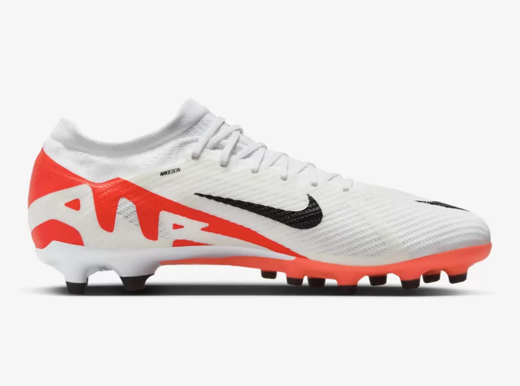 Бутсы полупрофессиональные Nike Mercurial Vapor 15 AG-Pro