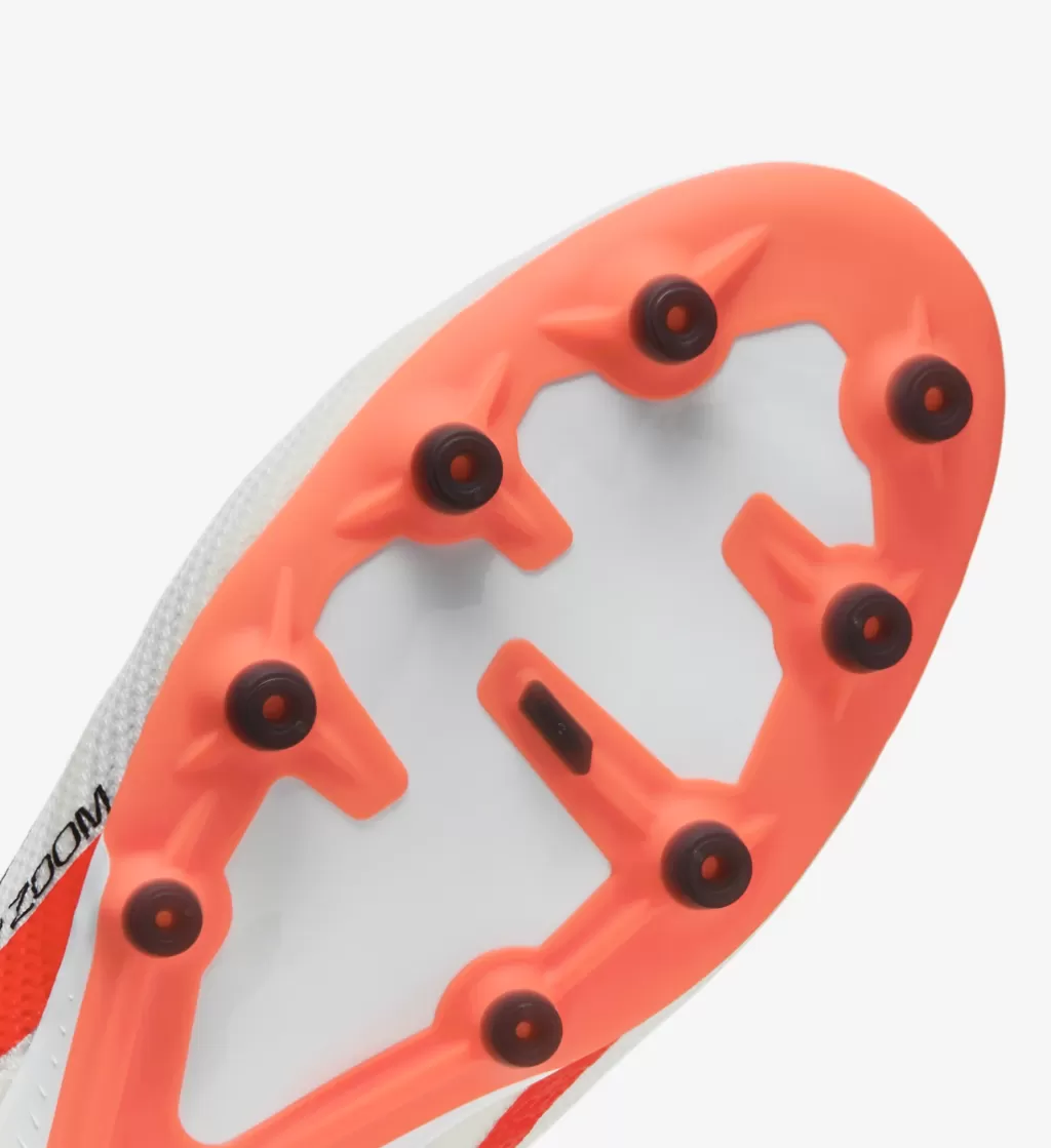 Бутсы полупрофессиональные Nike Mercurial Vapor 15 AG-Pro