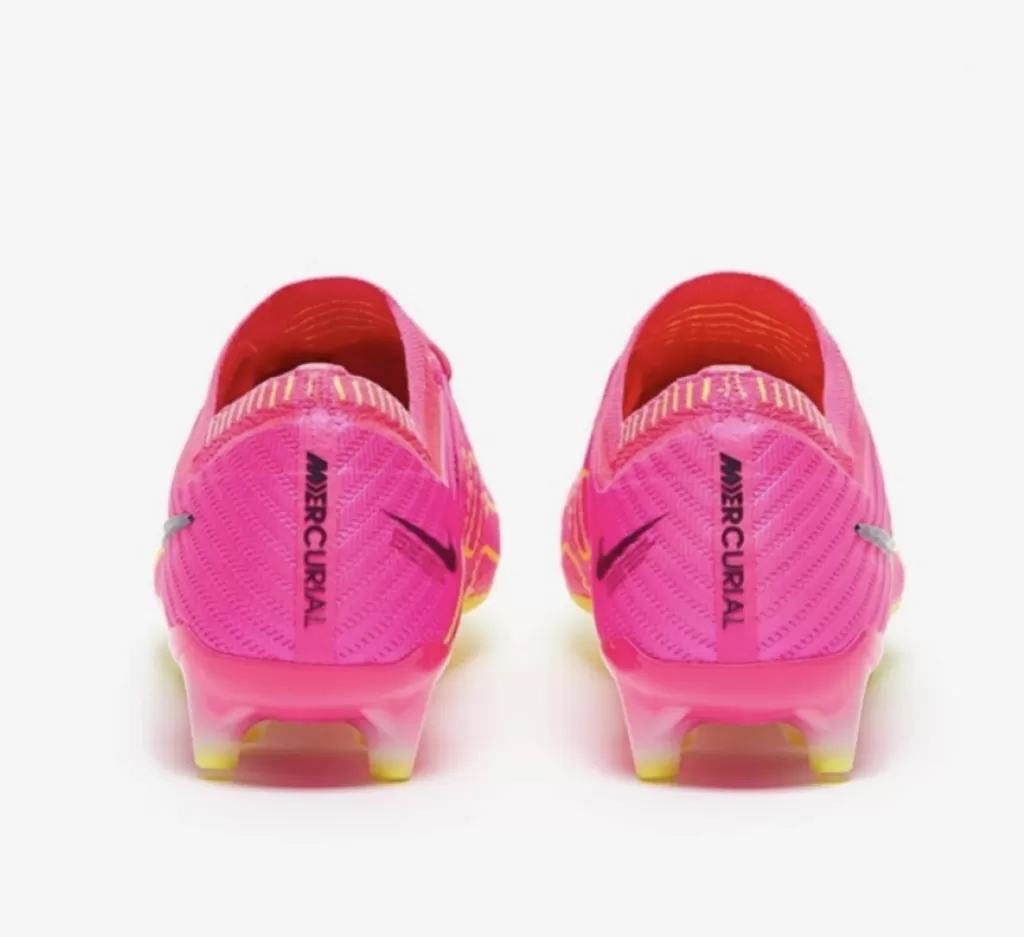 Бутсы профессиональные Nike Mercurial Vapor 15 Elite AG-PRO