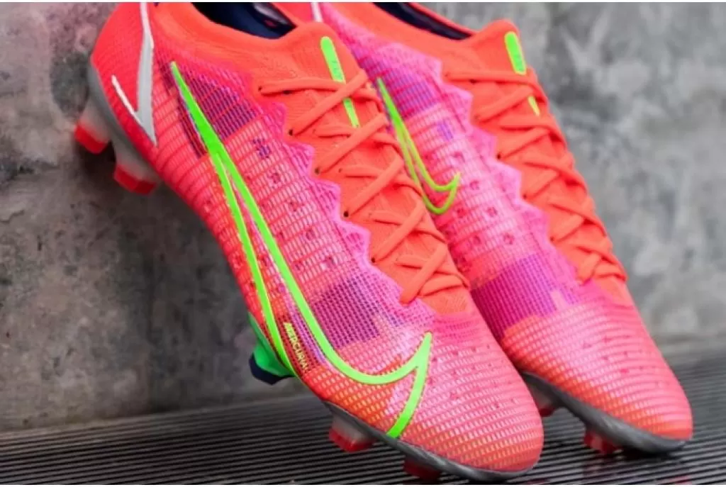 Бутсы профессиональные Nike Mercurial Vapor 14 Elite FG