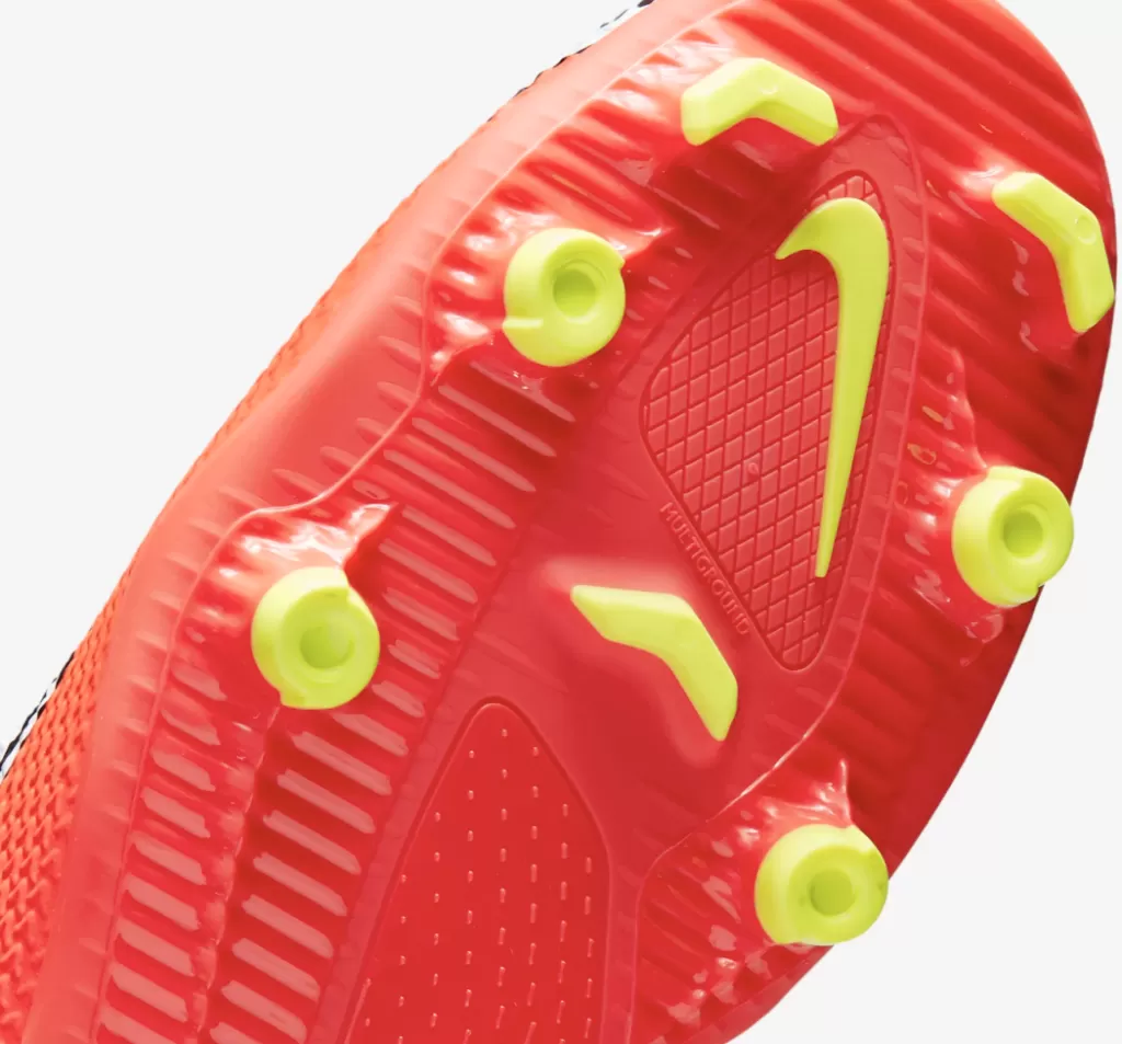 Бутсы Nike Phantom GT2 Club MG